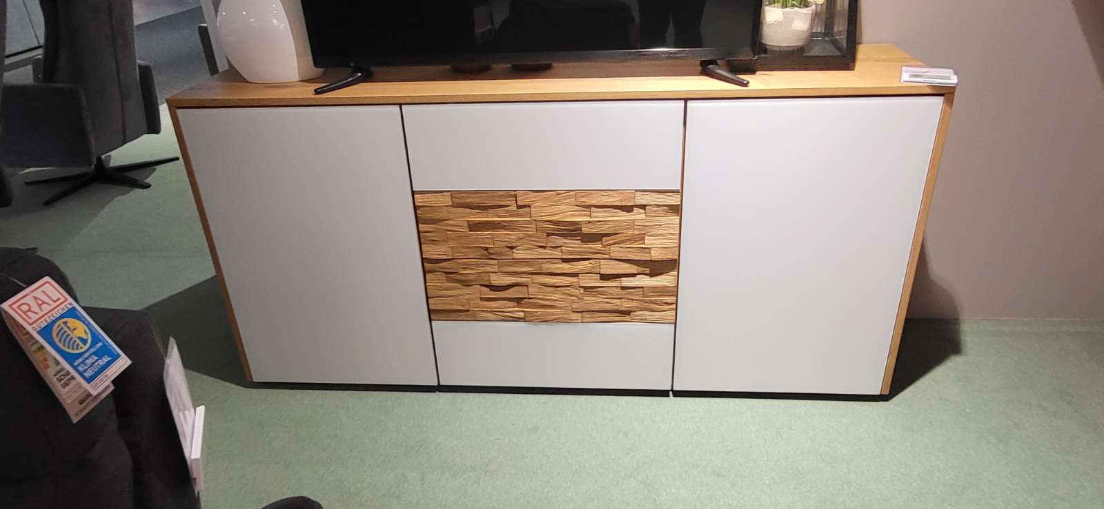 Sideboard