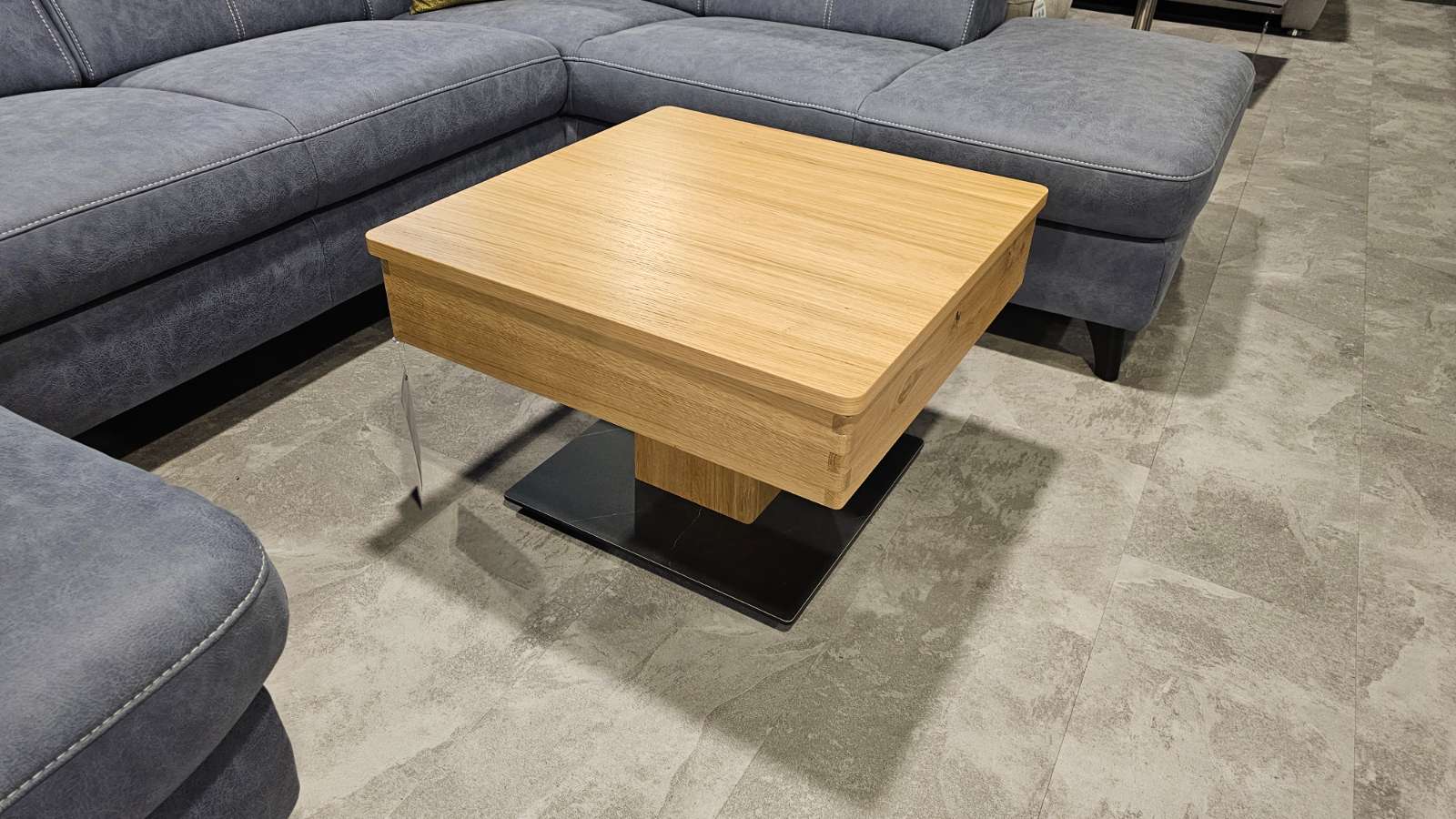 Couchtisch von VIERHAUS