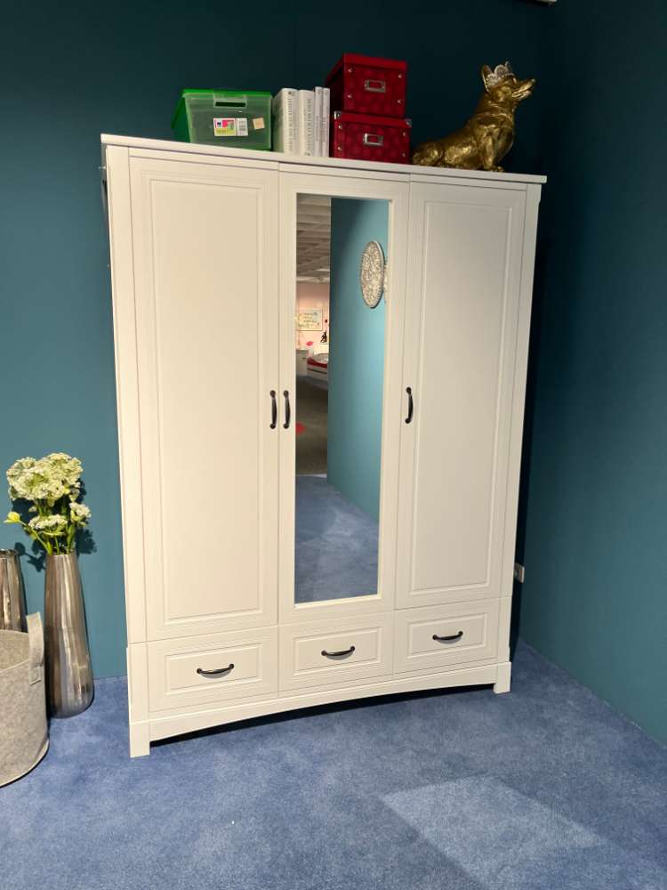 Kleiderschrank 3 türig
