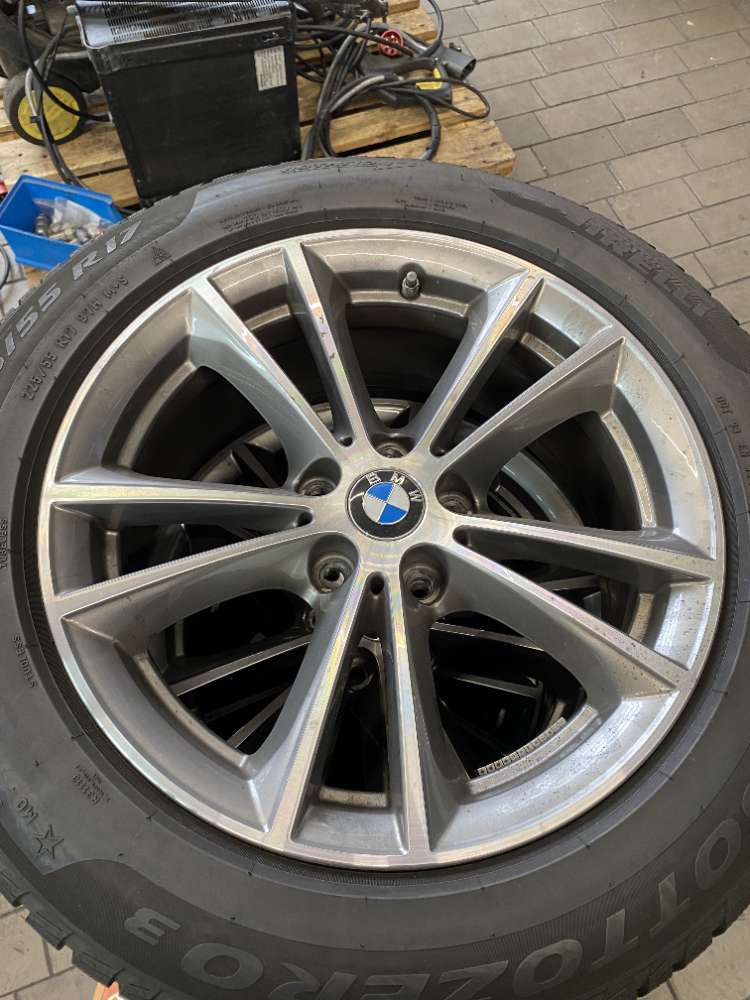 4 Orig BMW Winterräder Styling 618 225/55 R17 101R 5er G30 G31 68