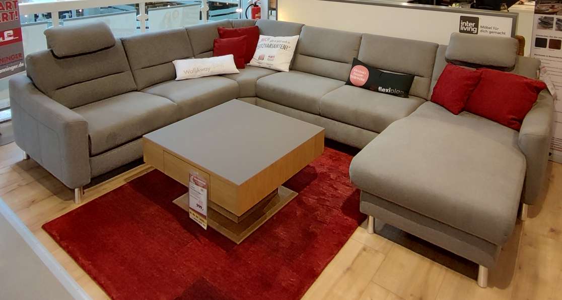 Couch IL 4305