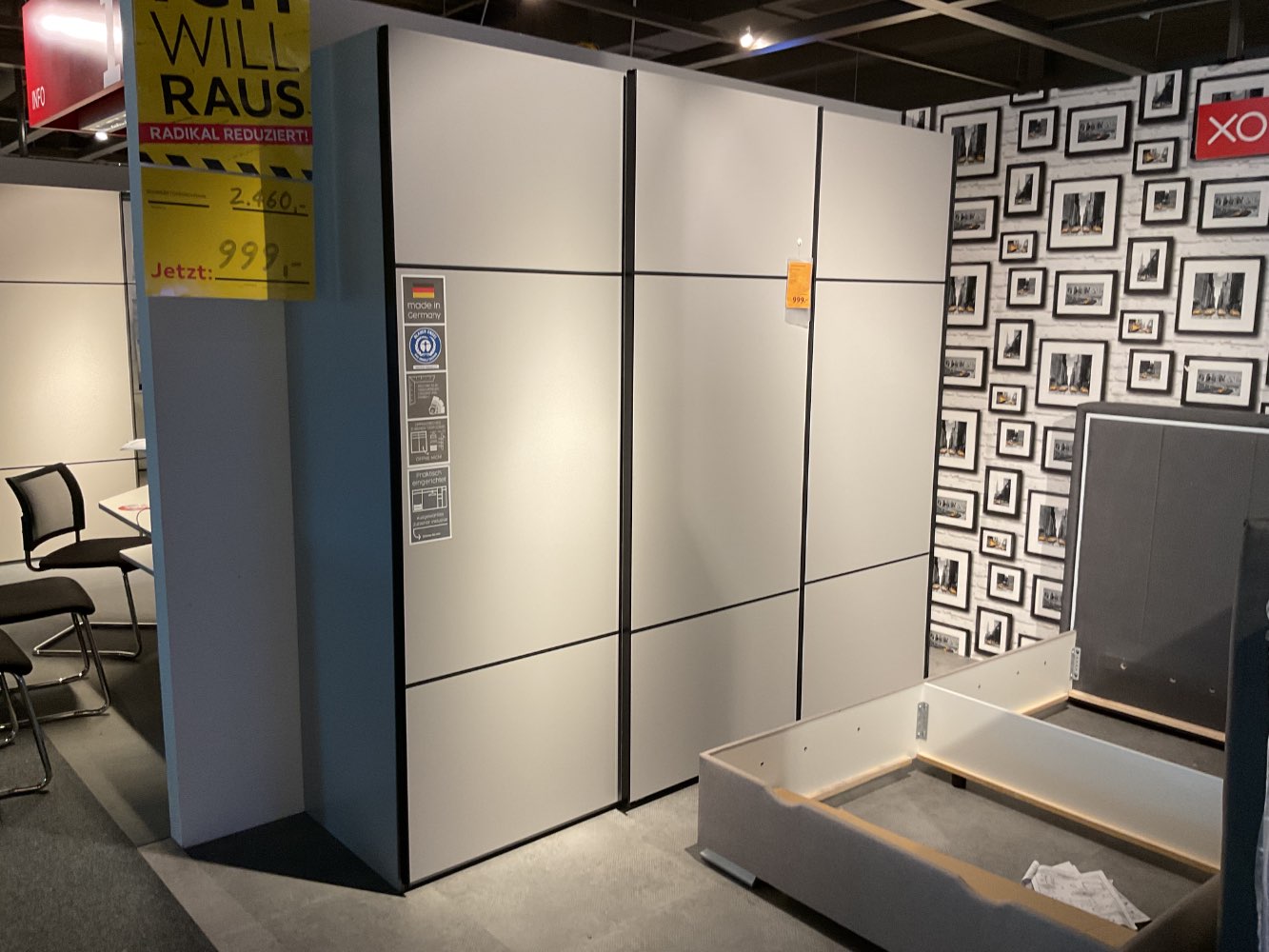 XXXLutz Ausstellungsstück Möbel Schwebetürenschrank Covalo grau