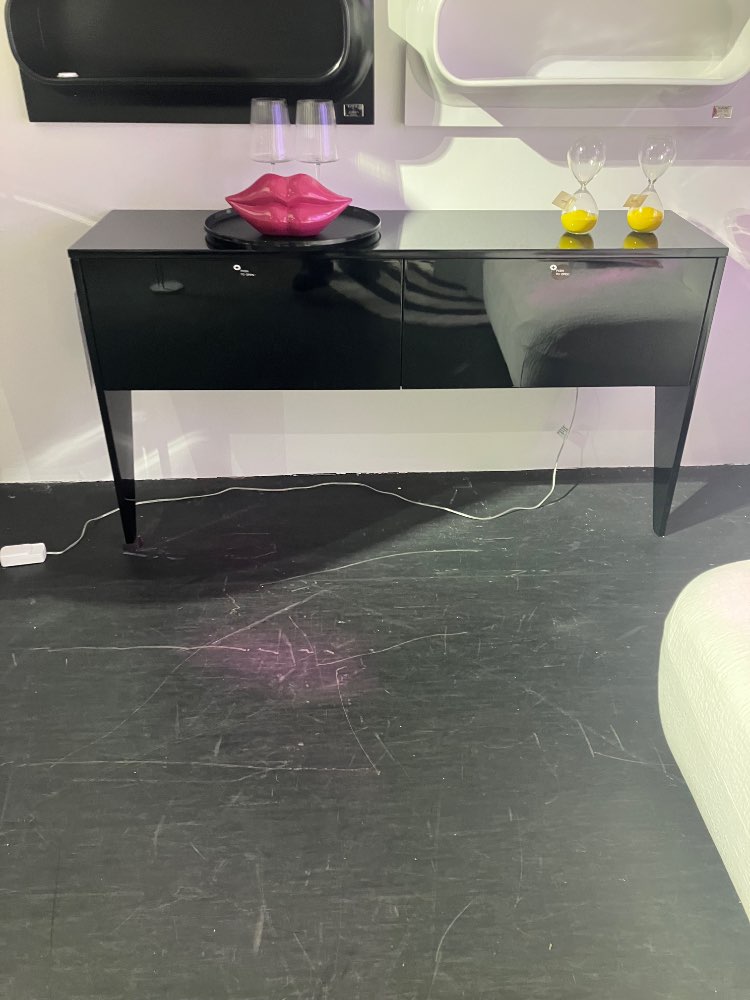 Konsole, Konsolentisch, Schminktisch, Wandtisch,  Design Objekt