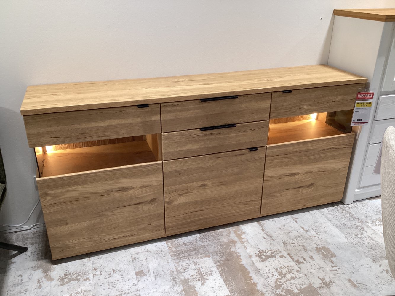 Sideboard