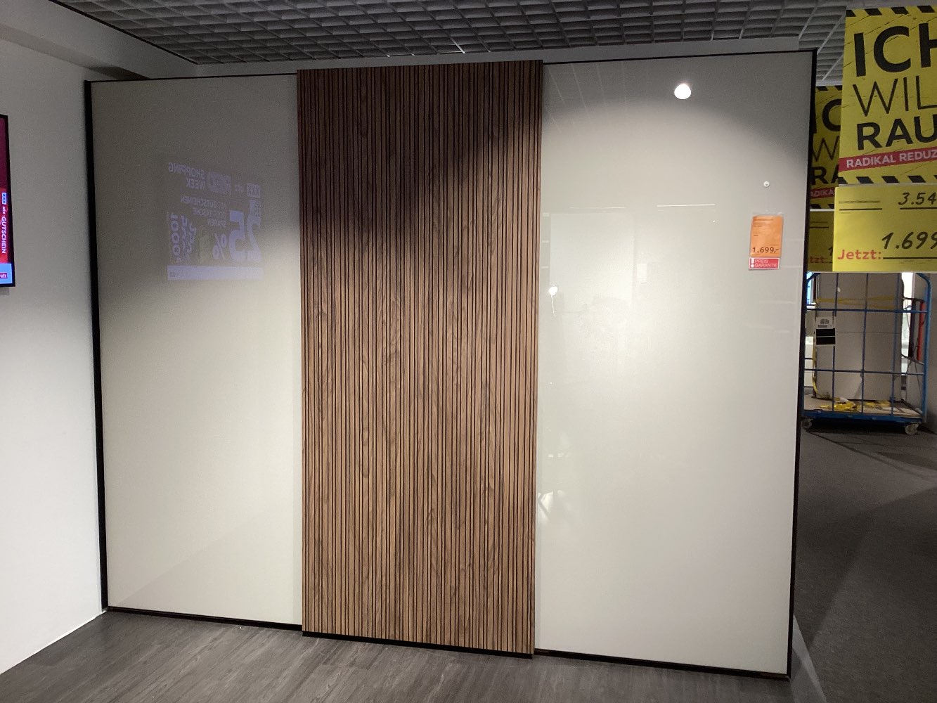Schwebetürenschrank Dieter Knoll Celano