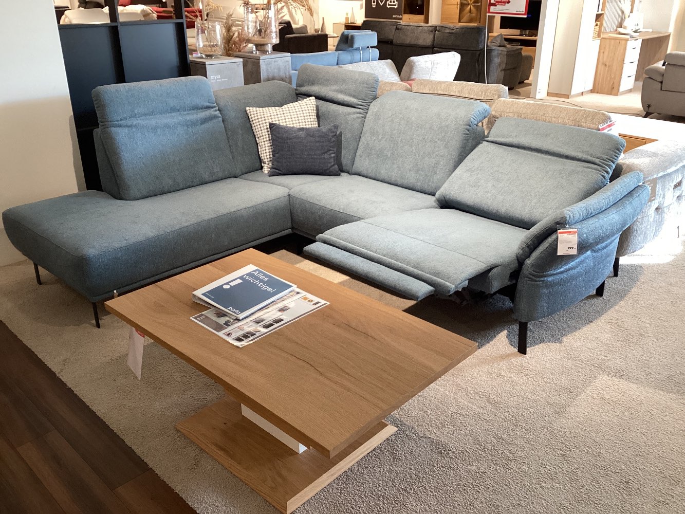 Garnitur „Flash“, elektr. Relaxfkt., klappb. Armteil, Federkern