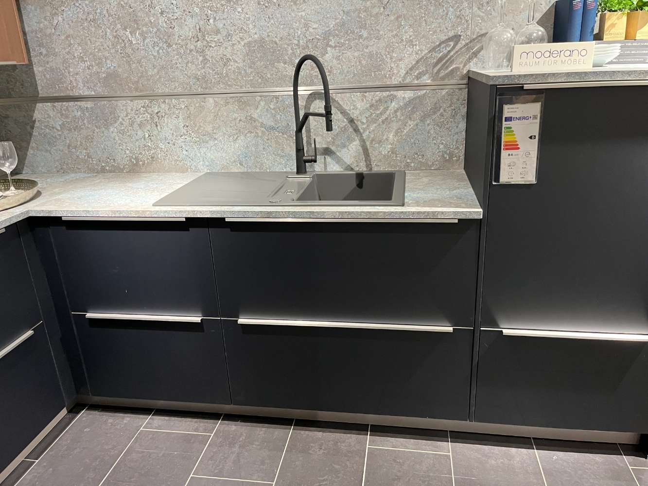 KÜCHE MODERANO/ HÄCKER KOJE 21