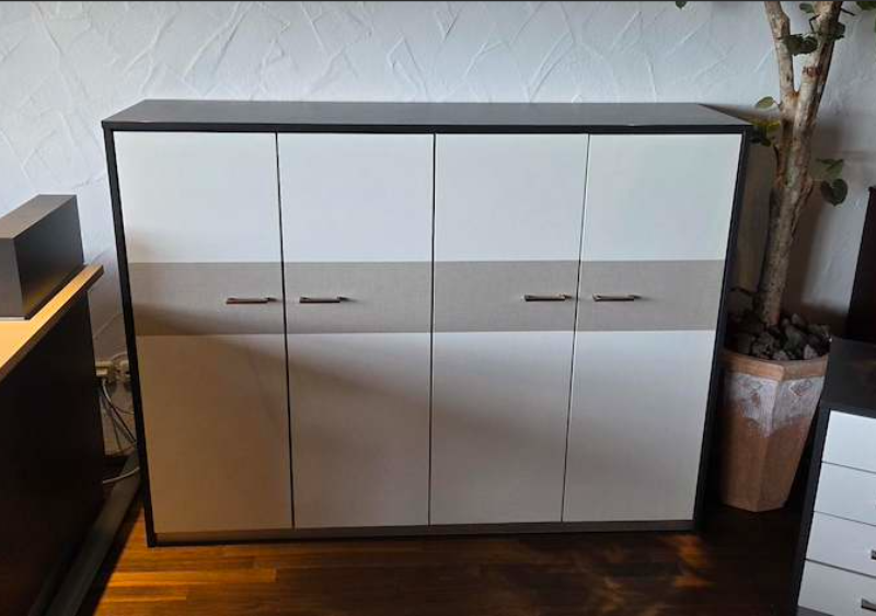 Kommode / Highboard