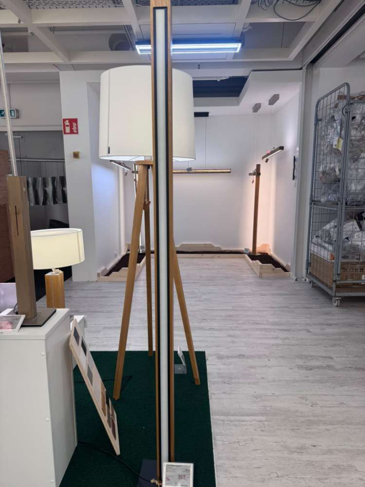 LED-STEHLEUCHTE 1900GS KARL G